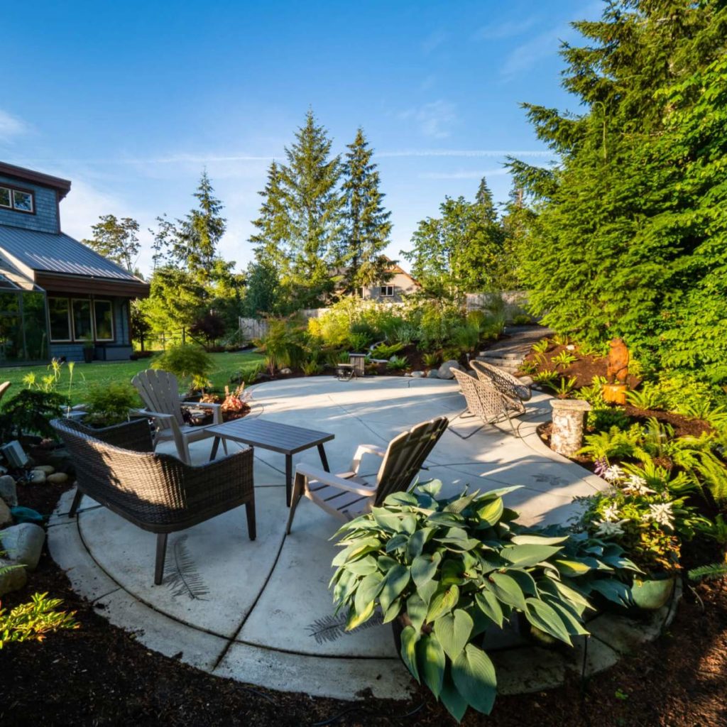 woodland garden patio